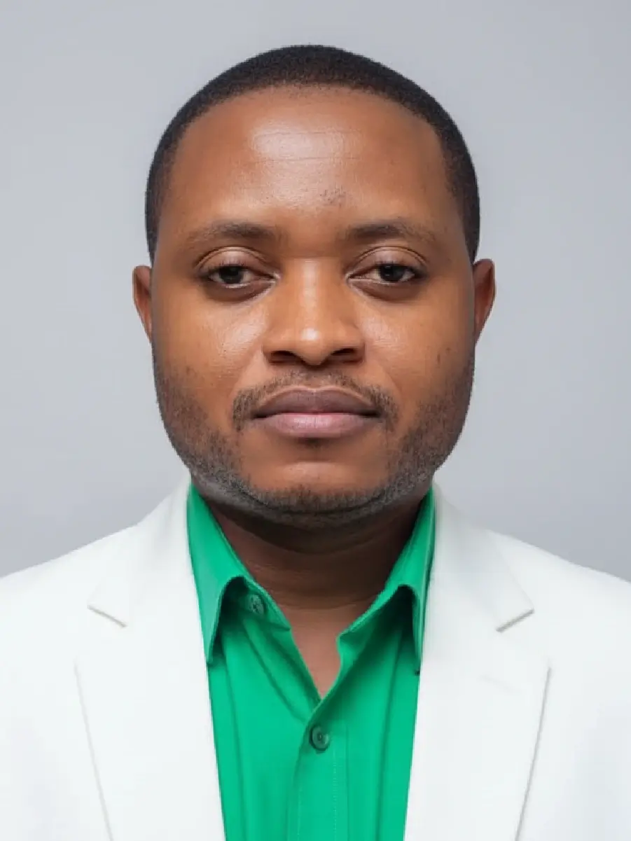 Dr. Kivuvu Murphy